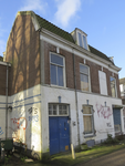 906750 Gezicht op het leegstaande, vervallen pand Oude Daalstraat 6 te Utrecht.